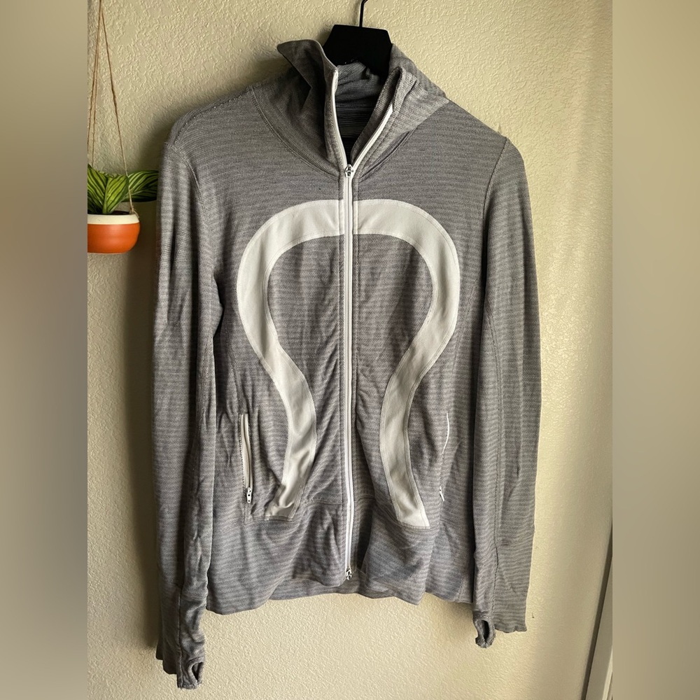 lululemon zip up jacket